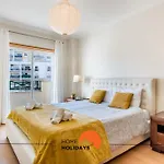 Apartment #032 Charming Old Town Prime Spot Albufeira